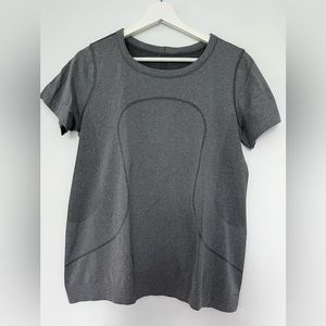 Lululemon T-shirt